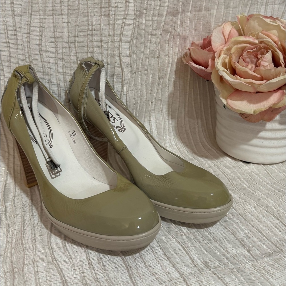 Brand new women shoes